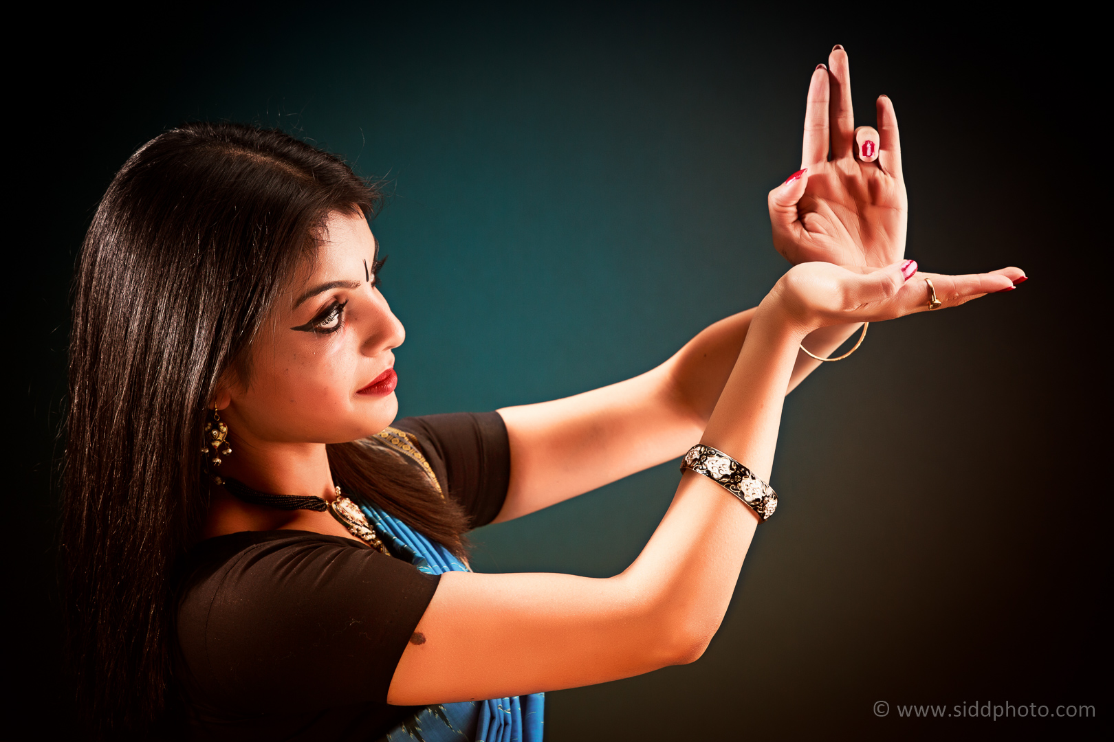 2012-09-28 - Anwesha's Photoshoot - _O5C8355-01