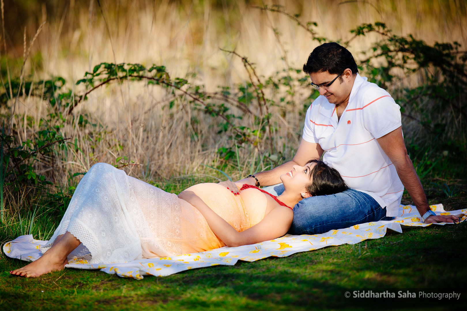 2015-04-04 - Vini Maternity Shoot - _O5C8356-02