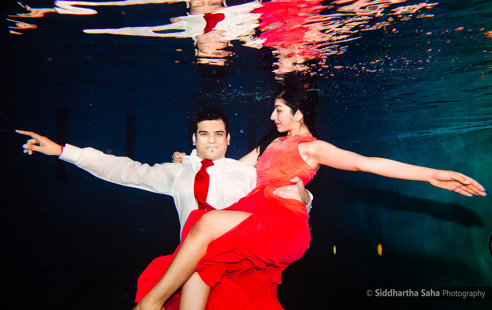 2015-04-12 - Saloni Vaibhav Underwater Shoot - _O5C4307-01