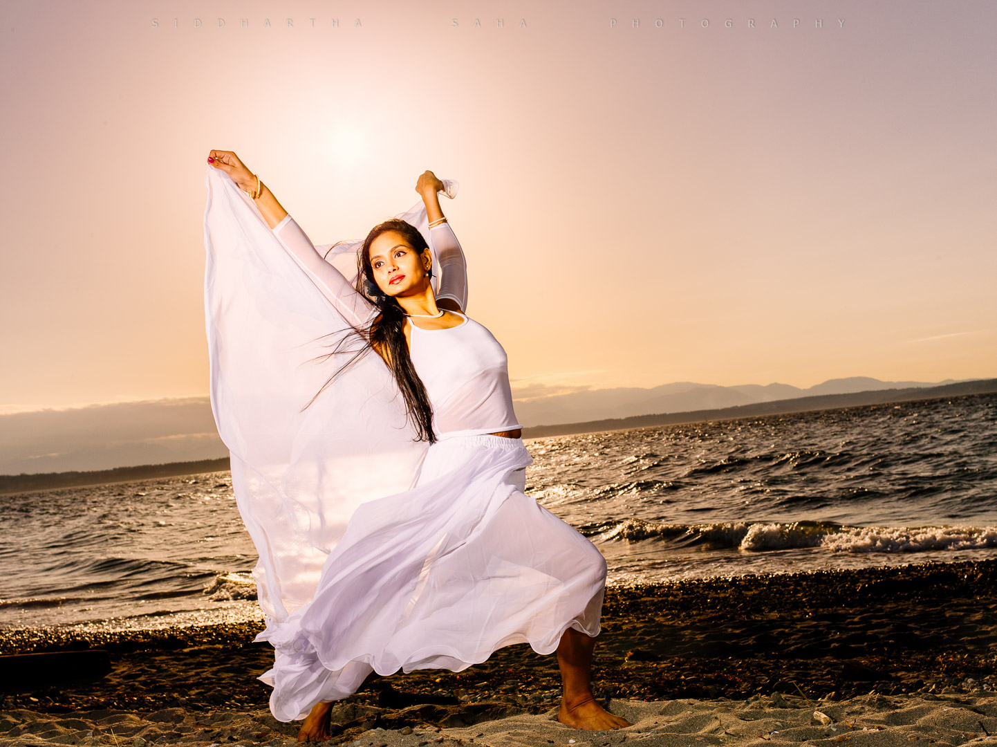 2015-05-02 - Piyali Shoot at Golden Gardens - Credo - CF002484-02