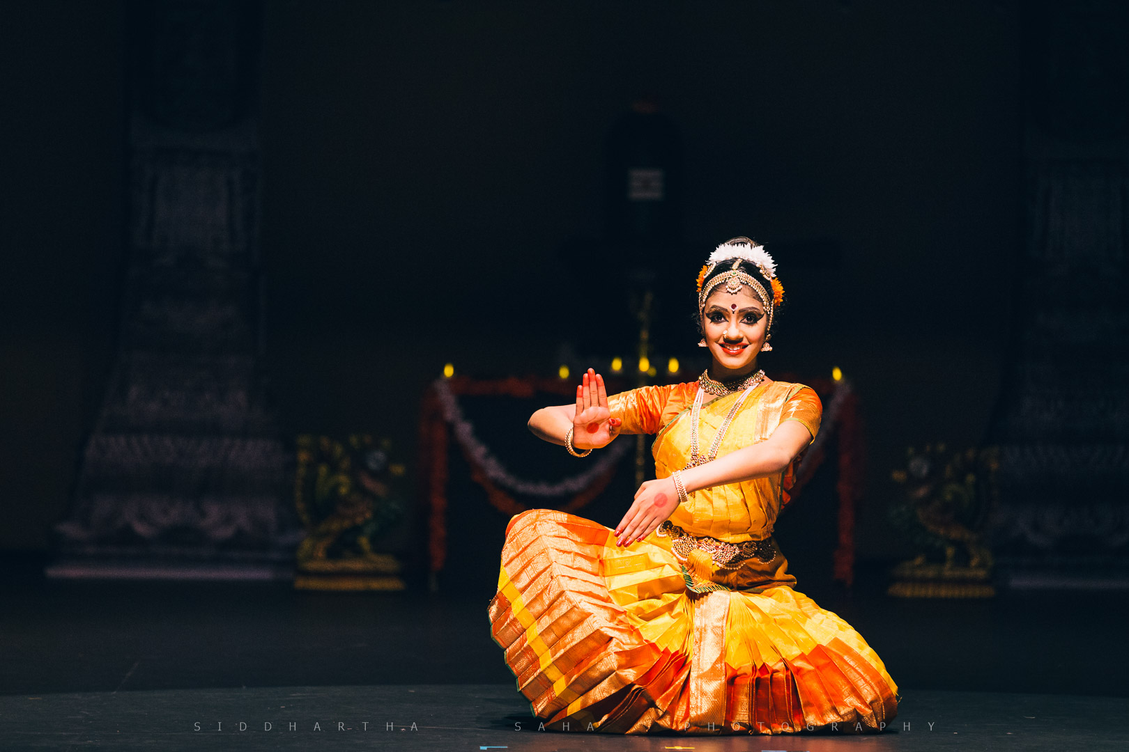 2015-07-25 - Kamaniya's Arangetram - _05Y3433